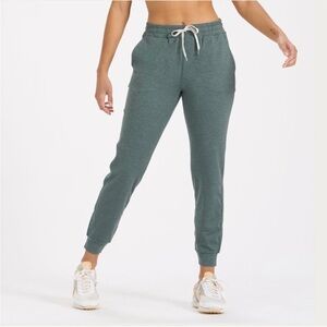 Vuori Performance Joggers